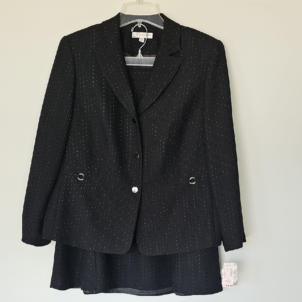 Dressbarn Black Blazer with Subtle Dotted Pattern